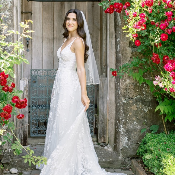 Meet your Posher, Gabrielle - Picture 2 of 7